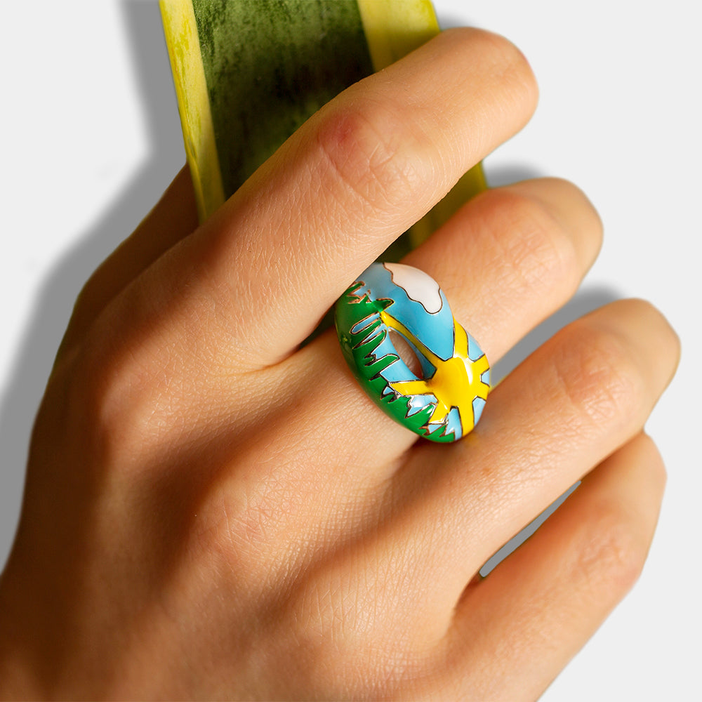 summer Hotlips ring front view