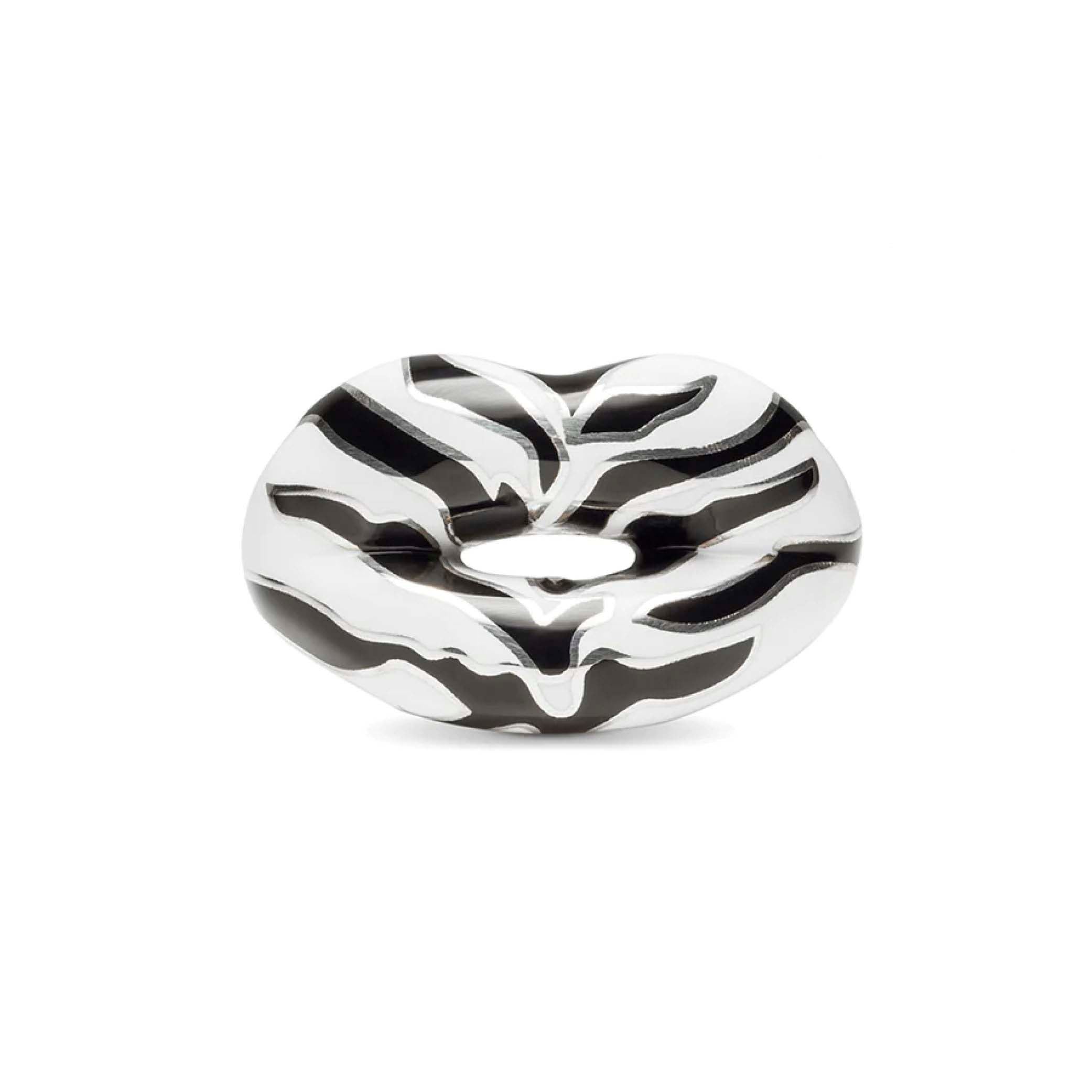 White Tiger enamel Hotlips ring by Solange front view
