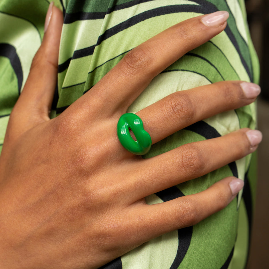 green Hotlips ring