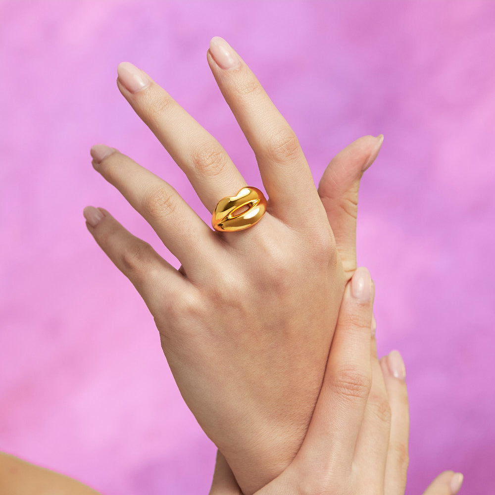 Hotlips by Solange Lip Shaped Ring Gold Plated Silver Vermeil on hand grey background