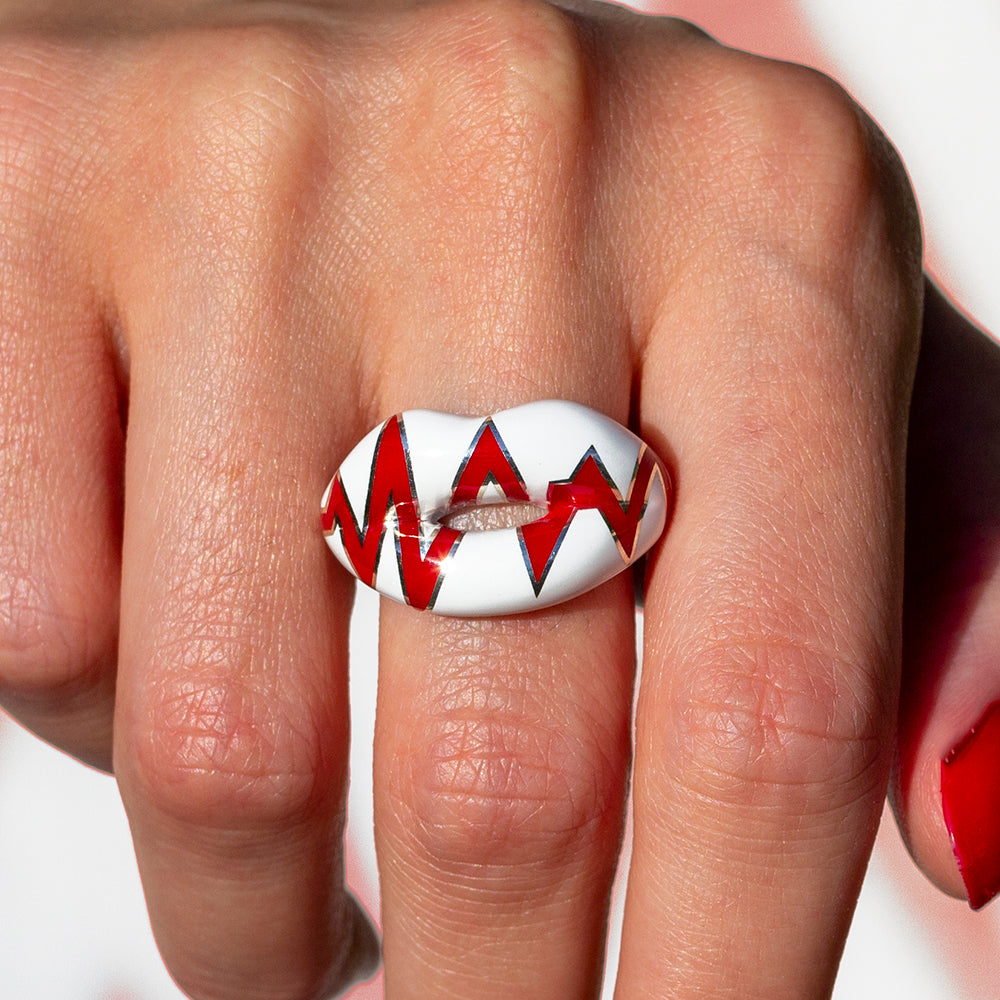 Hotlips Heartbeat ring by Solange on hand