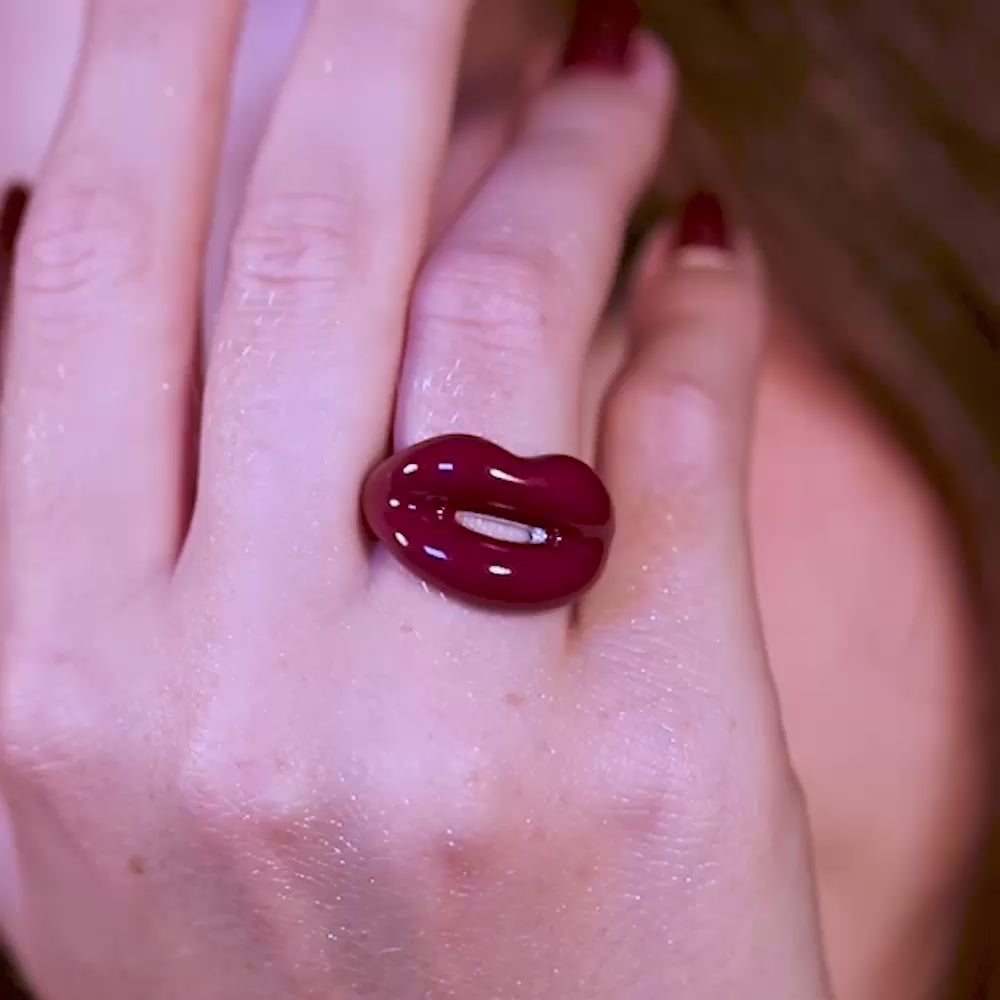 Deep REd Hotlips lip shaped silver and enamel ring on model video