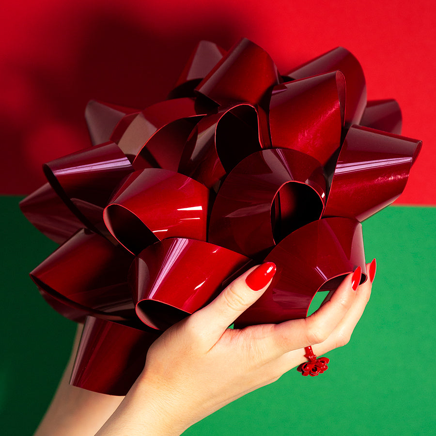 Large red bow with Gift Ring Red enamel and silver by Solange Azgury-Partridge 