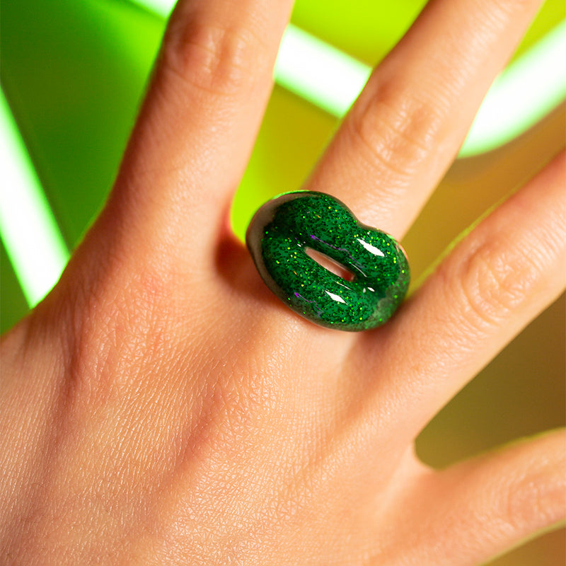 Glitter Green Hotlips ring by Solange on hand