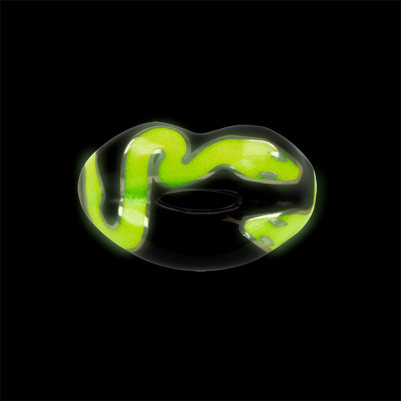 Snake Hotlips Ring by Solange Silver Enamel front view glow in the dark