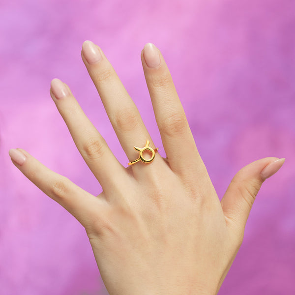 Taurus Zodiac Hotglyph Ring in Gold Plated Silver Vermeil by Hotlips by Solange ON Models Hand